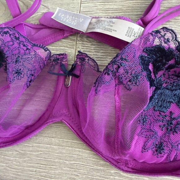 Victoria’s Secret Purple Embroidered Lace Bra Panty Set 34C S - Picture 4 of 11
